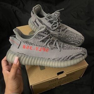 Yeezy Boost 350 V2